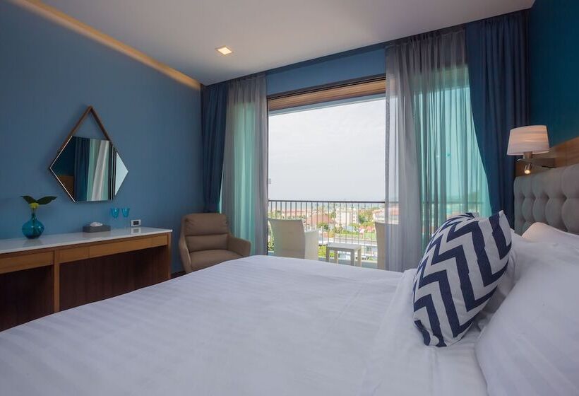 풀장 전망 디럭스 룸, Bluesotel Krabi Aonang Beach  Sha Extra Plus