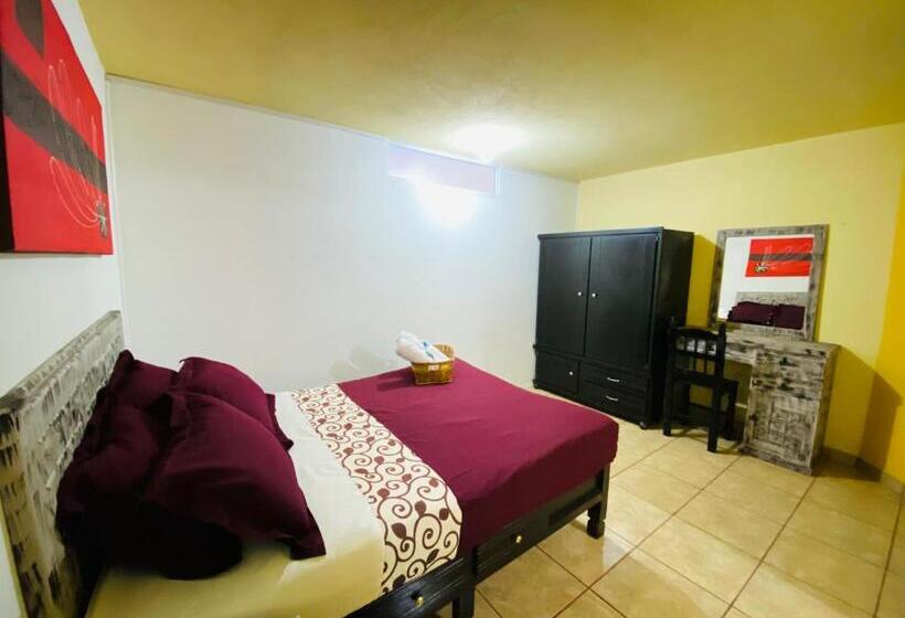 جناح, & Suites Cerro Roj0