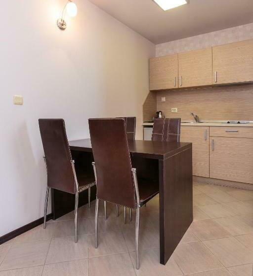 דירת שני חדרים עם מרפת, Apart Hotel Tarsis Club