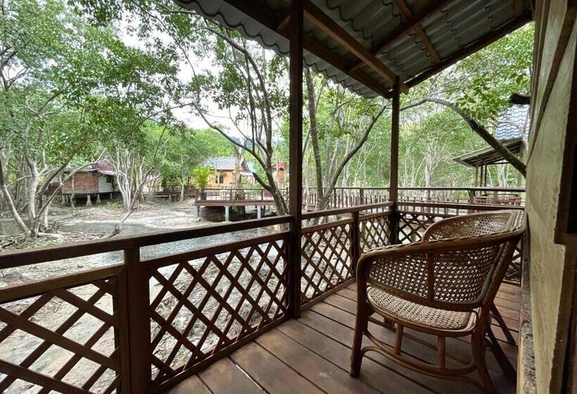 Номер Стандарт, Api Api Eco Chalet