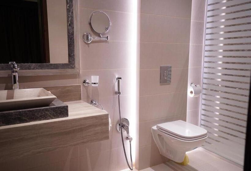 سوییت لوکس, And Apartments Al Raqi Mall Artiaad