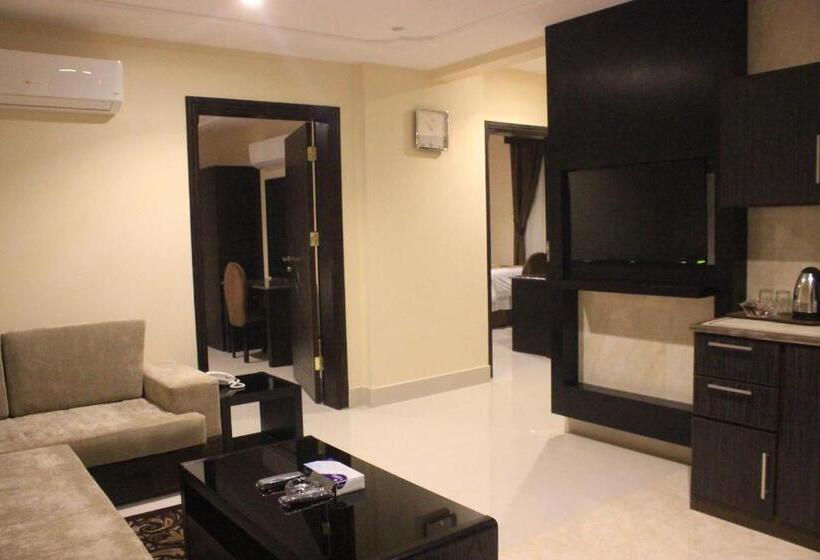 سوییت اجرایی, And Apartments Al Raqi Mall Artiaad
