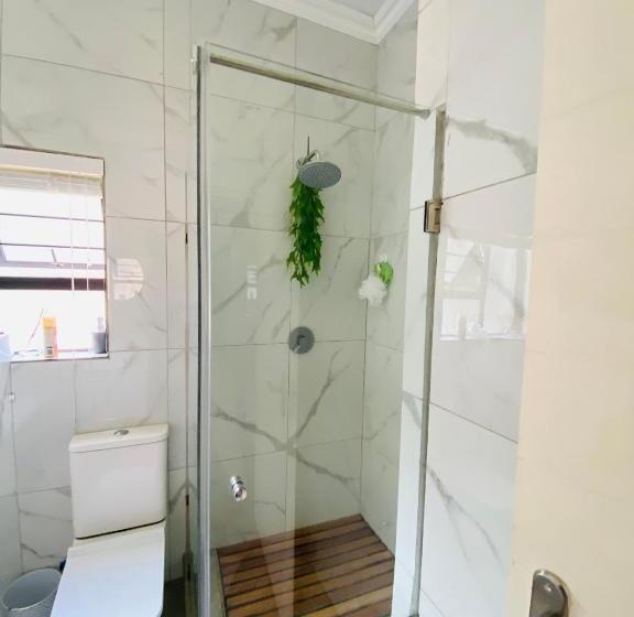 Номер Стандарт, Mbombela Luxury Villa