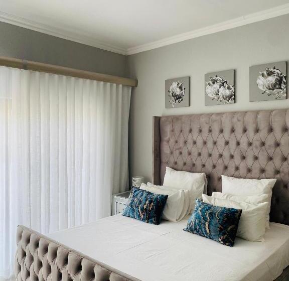 Номер Стандарт, Mbombela Luxury Villa