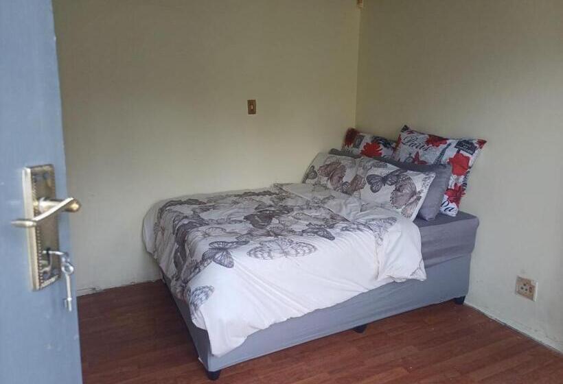 Номер Стандарт, Kempton Park Lodge Esther Park