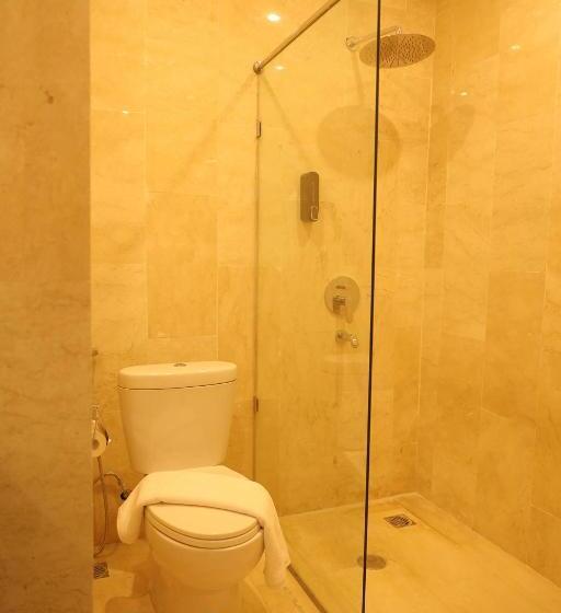 اتاق لوکس خانوادگی, Salatin Hotel Palembang