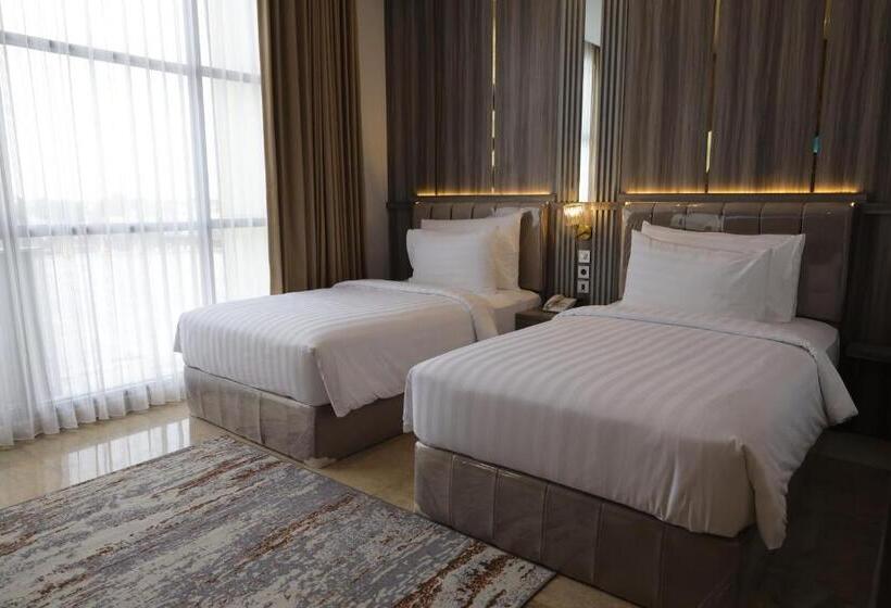 اتاق لوکس خانوادگی, Salatin Hotel Palembang