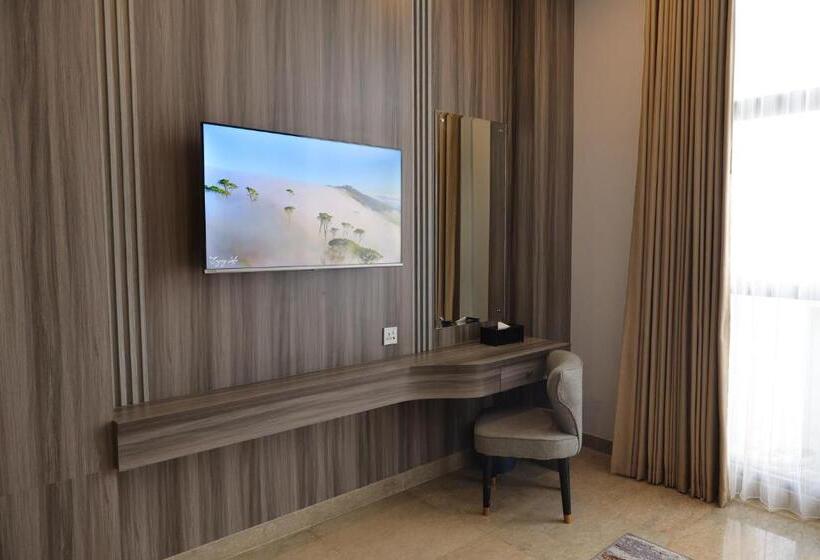 اتاق لوکس خانوادگی, Salatin Hotel Palembang