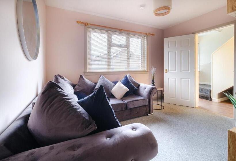 Дом 1 Спальня, Banchory House   Sja Stays   2 Bed House