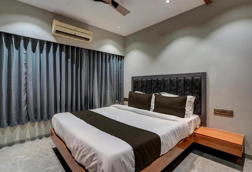 اتاق استاندارد, Collection O Hotel Relax Inn