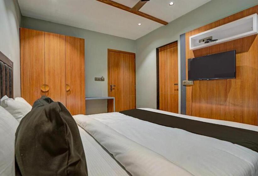 اتاق استاندارد, Collection O Hotel Relax Inn