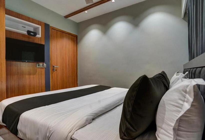 اتاق استاندارد, Collection O Hotel Relax Inn