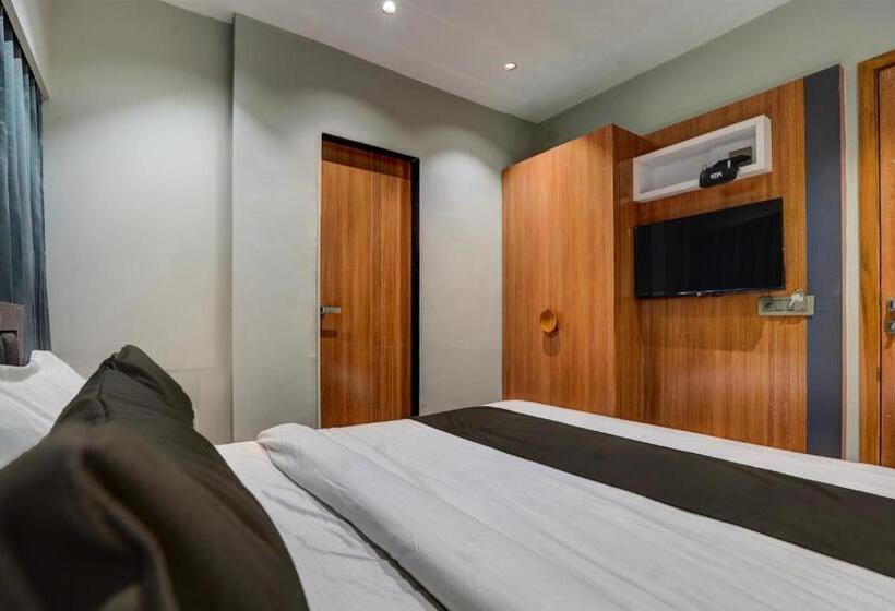 اتاق استاندارد, Collection O Hotel Relax Inn