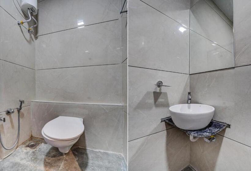 اتاق استاندارد, Collection O Hotel Relax Inn