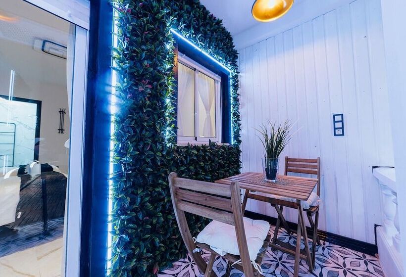 اتاق لوکس با چشم‌انداز دریا, Hostal Luxury Nit I Dia