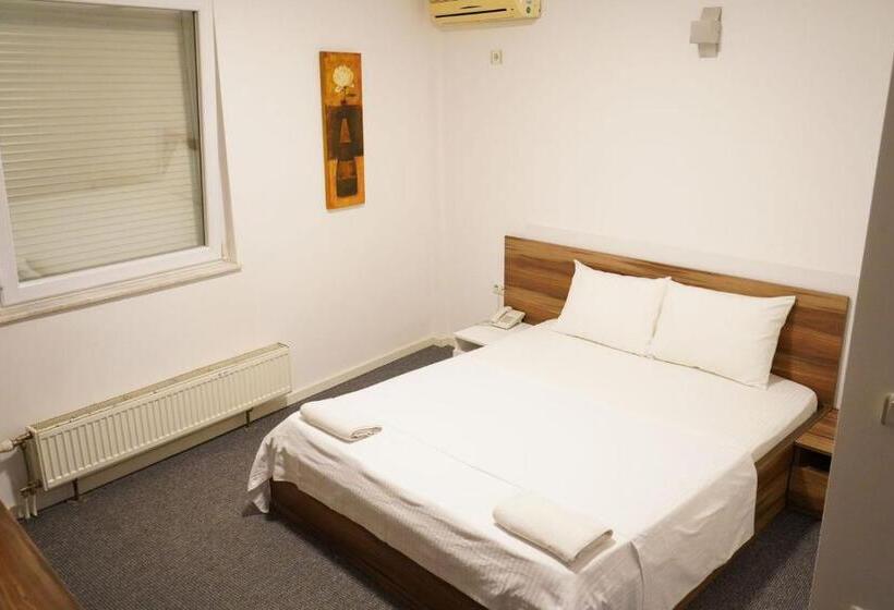 اتاق اکونومی, Apartament Koha