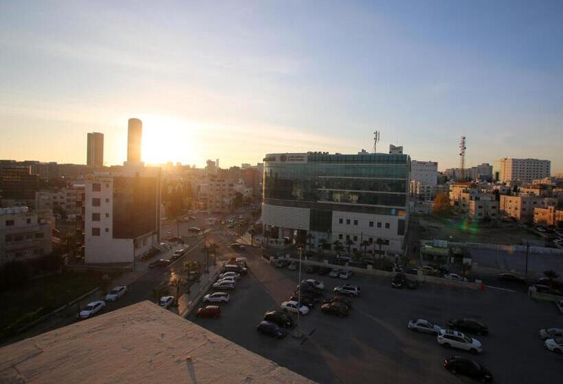 استودیو خانوادگی, Seraj Amman