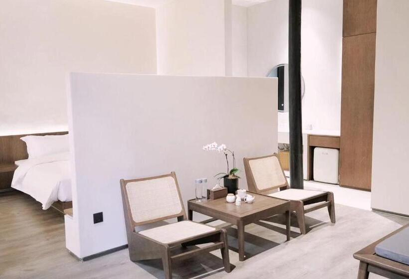 اتاق استاندارد با تخت بزرگ, Glaze Garden