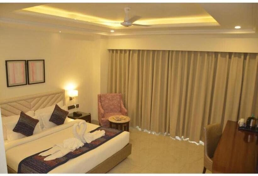 家庭间, Mj Aero Suites, Joly Grant