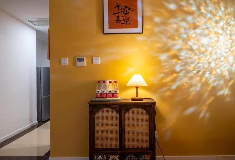 اتاق لوکس, Cloud Expo Apartment