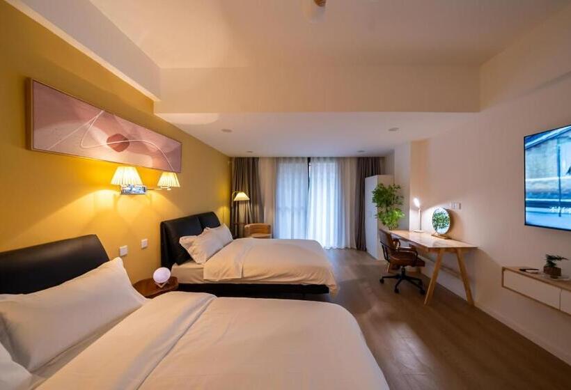 اتاق لوکس, Cloud Expo Apartment