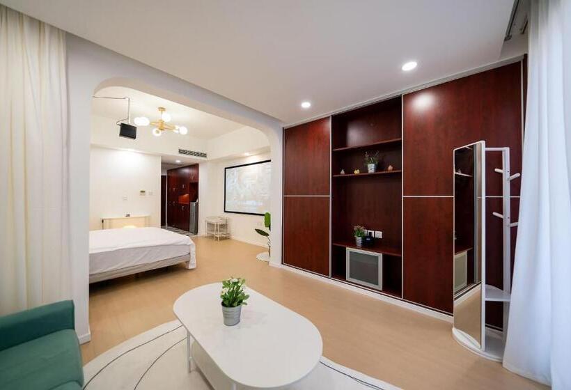 آپارتمان 1 خوابه, Cloud Expo Apartment