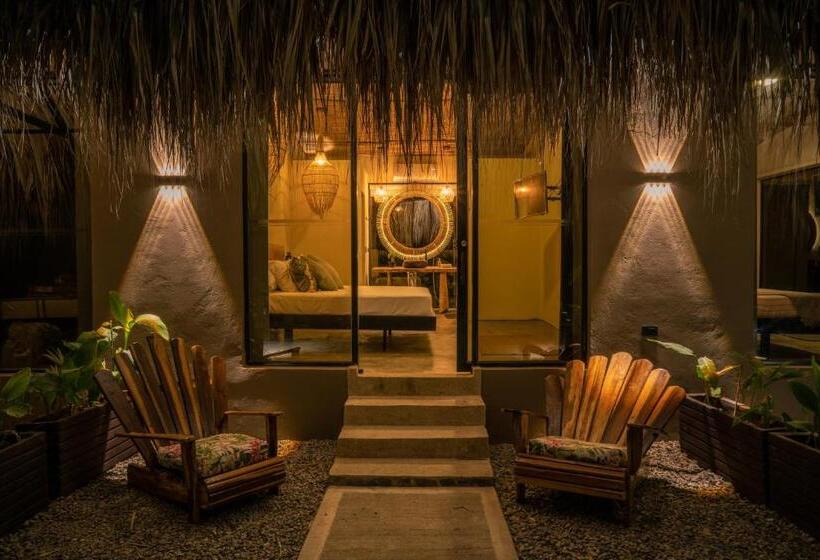 جناح ديلوكس سرير كينج, Jungla Ecoluxury Resort