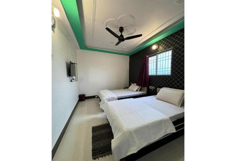 带大床的高级房间, Nalanda Inn Bihar