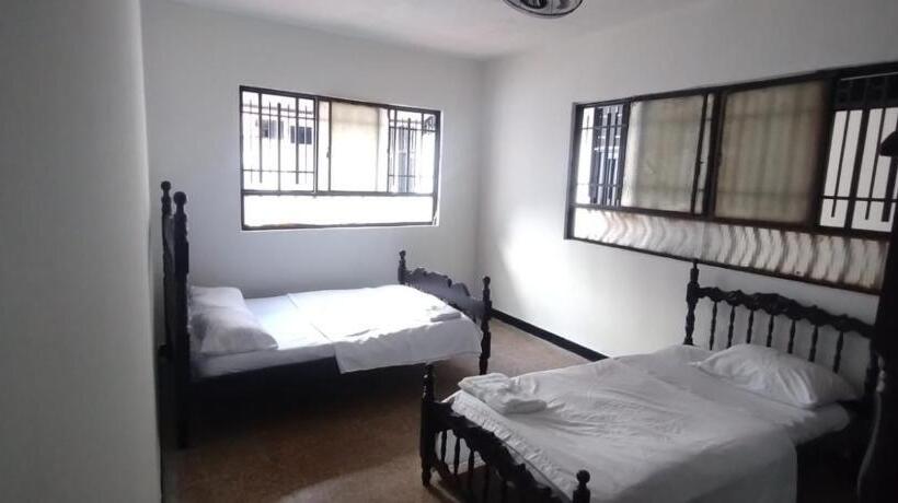 Familiekamer, Tunjo De Oro Neiva
