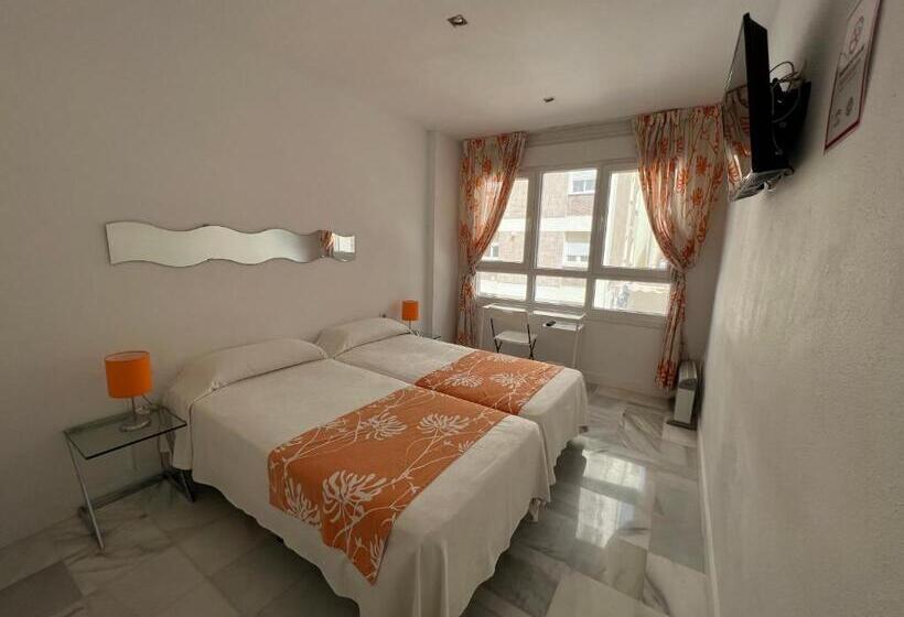 اتاق استاندارد, Hospederia Imar