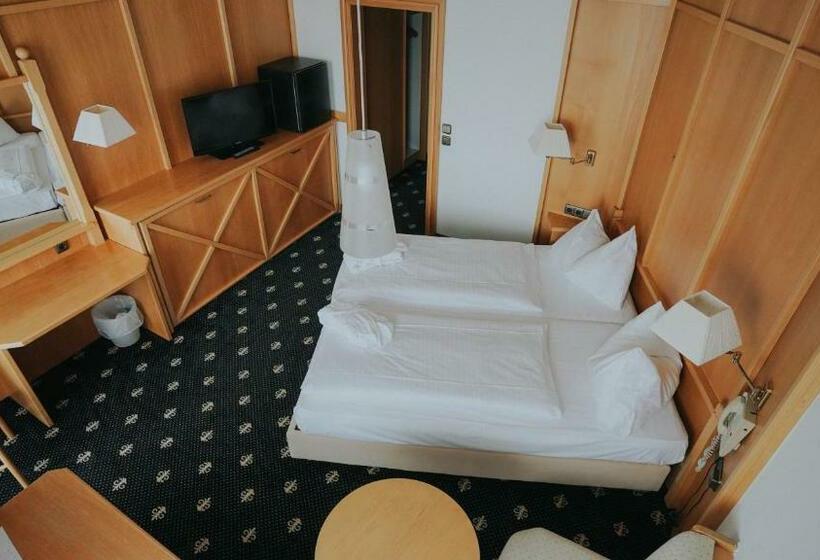 高级大房间, Sporthotel Am Semmering