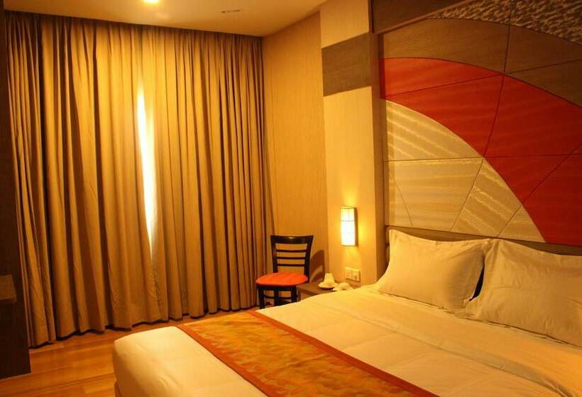 Номер Superior, The Golden Bay Hotel Batam
