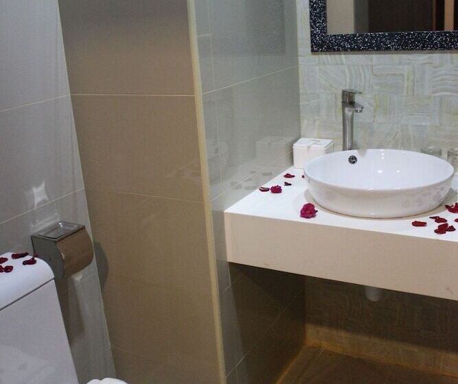 Номер Superior, The Golden Bay Hotel Batam