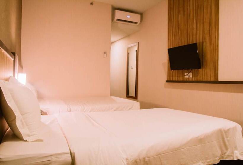 Номер Superior, The Golden Bay Hotel Batam