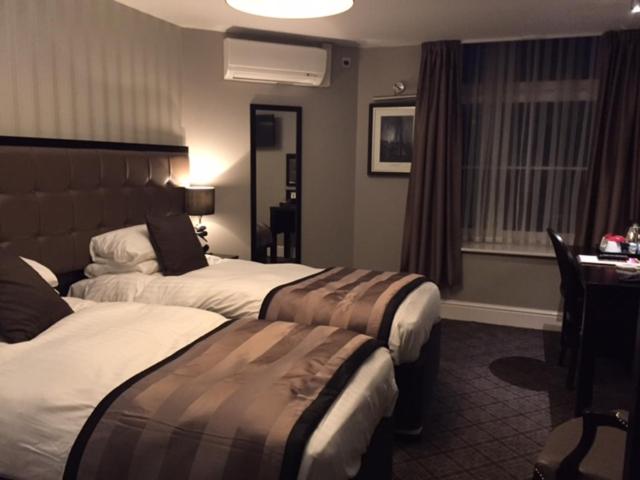 اتاق استاندارد, The Angel Hotel Wetherspoon