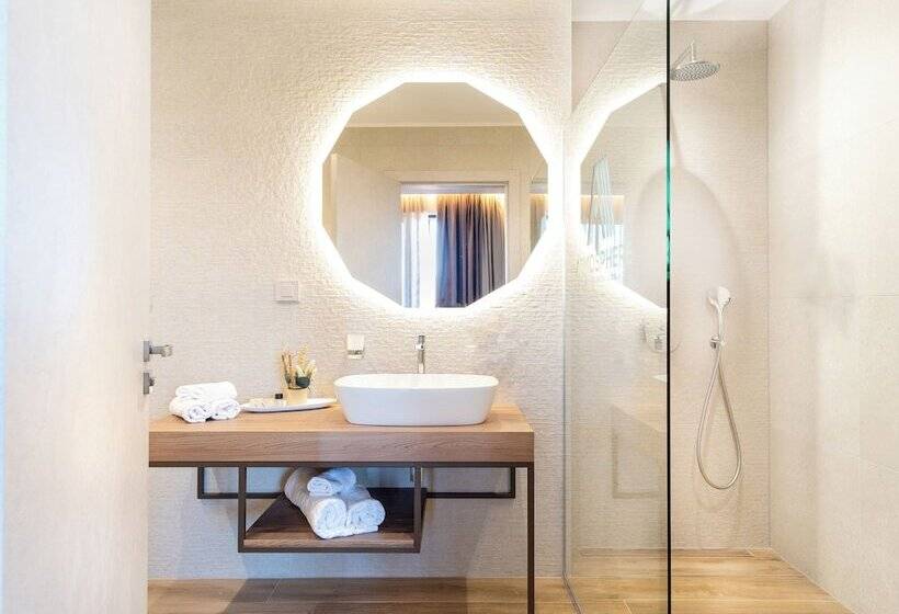 발코니가 있는 프리미엄 룸, Atmosphere Balneo Hotel & Spa