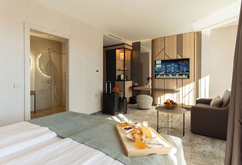 Номер Premium с Балконом, Atmosphere Balneo Hotel & Spa