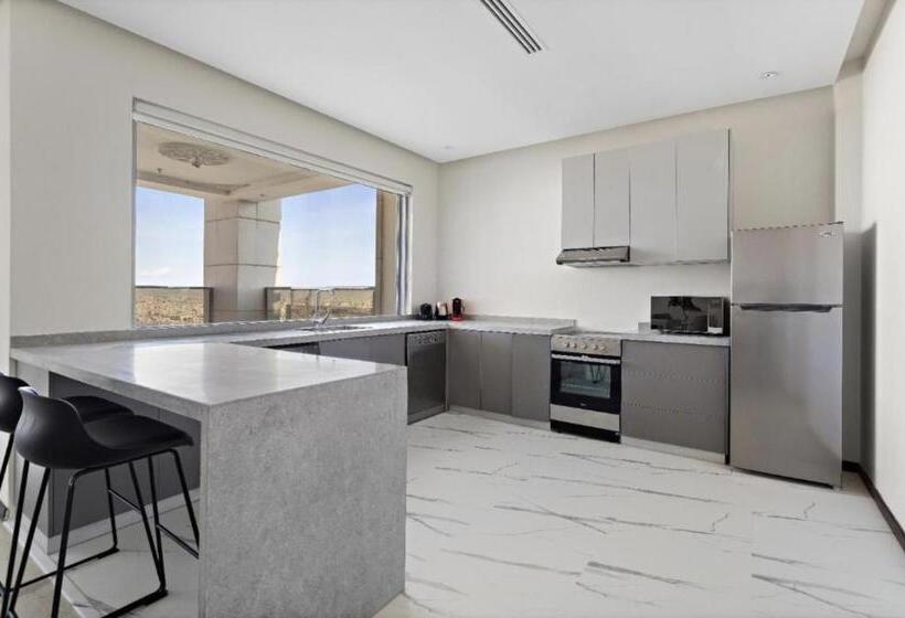 1 Bedroom Penthouse Apartment, Stella Stays Olaya Tower 2