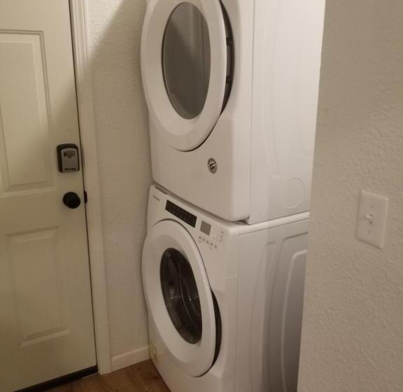 Студия Deluxe, The Magnolia House