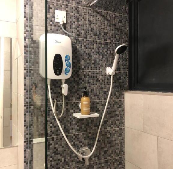 Люкс Вид на Море, Just Chillin Pool & Seaview Suites