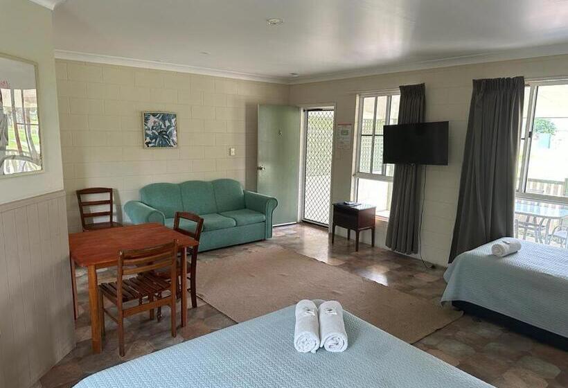 패밀리 룸, Carmila Caravan Park & Cabins