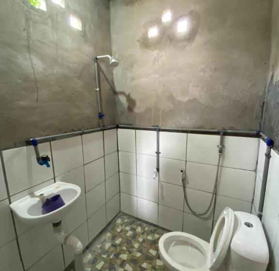 Номер Стандарт Совместная Ванная, Oyo Home 90737 Disan Baang Kiulu