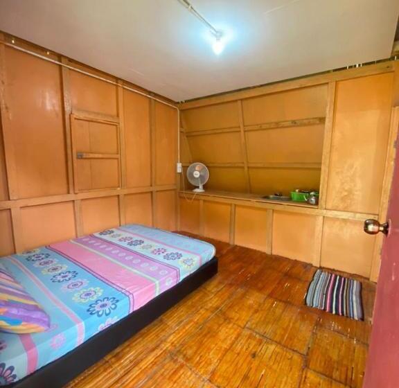 Номер Стандарт, Oyo Home 90737 Disan Baang Kiulu