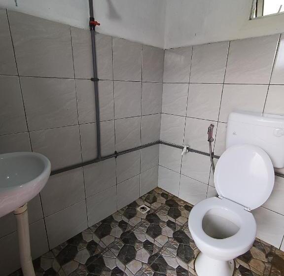 Семейный Номер, Oyo Home 90737 Disan Baang Kiulu
