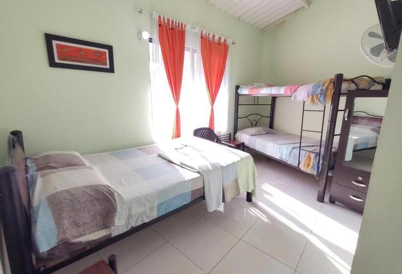 Семейный Номер, Hospedaje Alto De San Luis   Vivienda Turística Rnt 90280