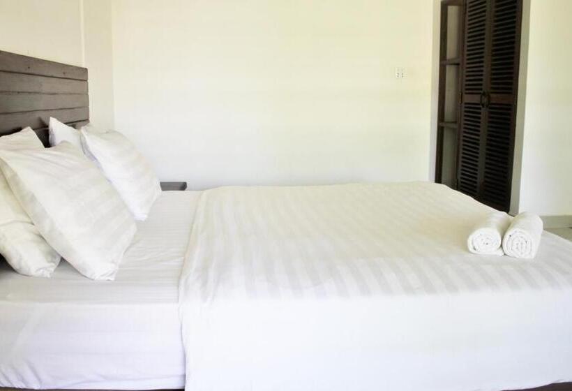 اتاق استاندارد, My Parents Guesthouse