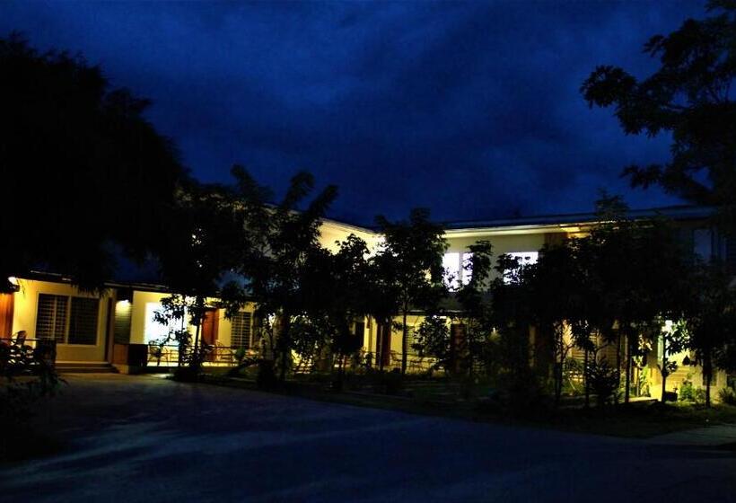 اتاق استاندارد, My Parents Guesthouse