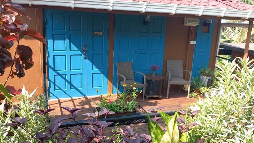 Четырехместный Номер Стандарт, Sinurambi Bed & Breakfast   Mills Residence
