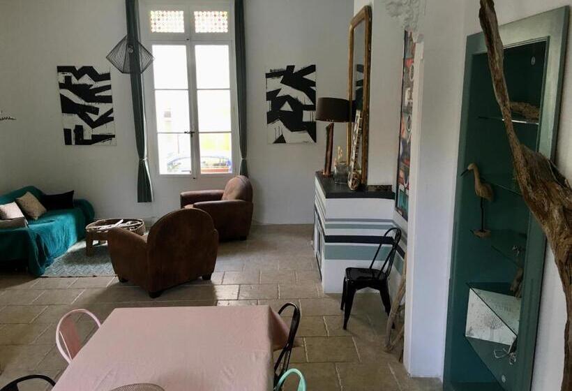 Апартаменты 1 Спальня с Террасой, La Casa Deva   Maison D Artistes