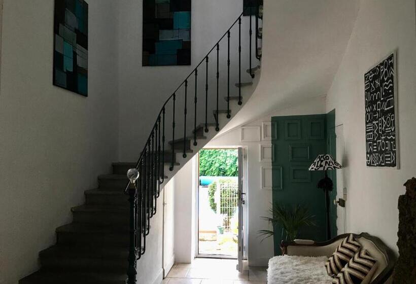 Номер Стандарт Вид на Сад, La Casa Deva   Maison D Artistes